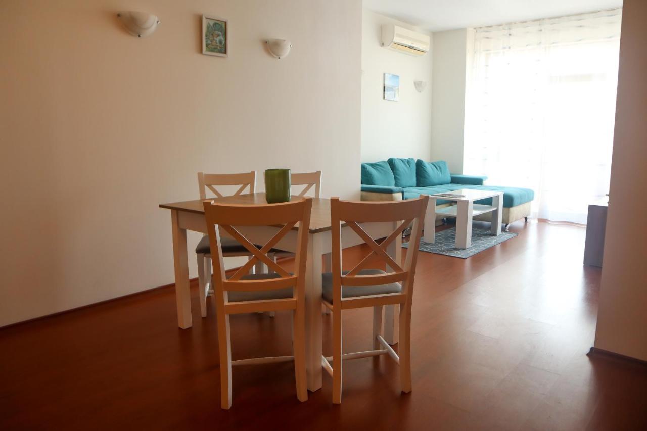 White Coast Beach Apartments カヴァルナ エクステリア 写真