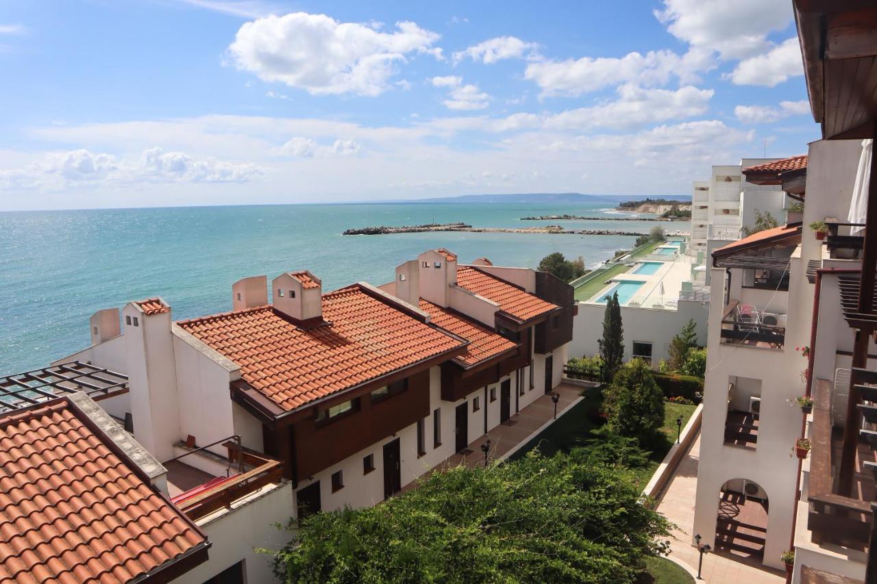 White Coast Beach Apartments カヴァルナ エクステリア 写真