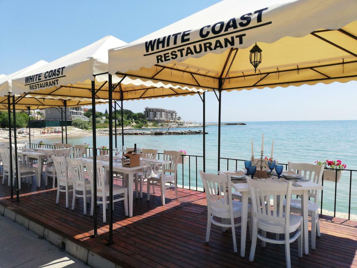 White Coast Beach Apartments カヴァルナ エクステリア 写真
